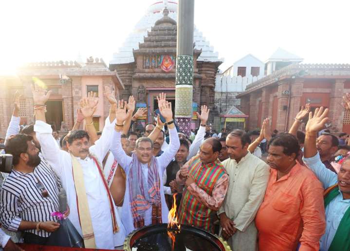 Dharmendra Pradhan Seeks Blessings at Puri Srimandir After Bihar Election Triumph, Slams Rahul Gandhi’s ‘Delusions’