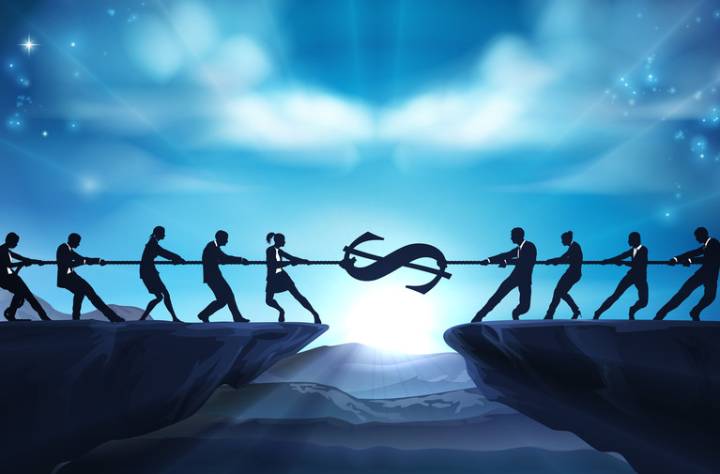 Mind the Gap: Sliding Dollar Reins in US Firms' Pay in London