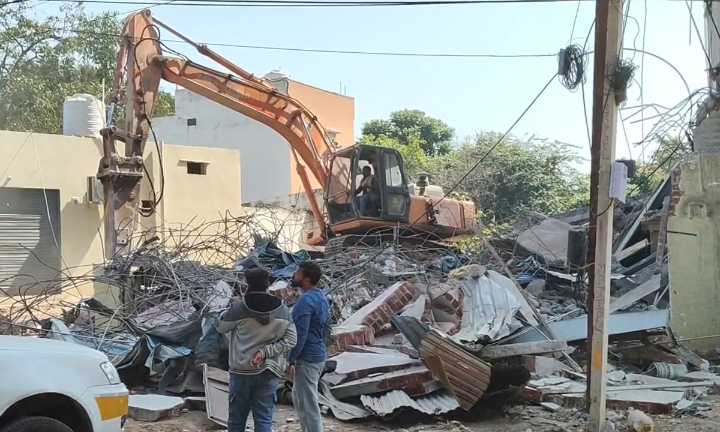 Tension in Shastripuram as HYDRAA Cracks Down on Unauthorized Constructions Near Bam Rukunuddaula Lake