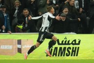 Liverpool and Man City lose again to boost Arsenal's Premier League title pursuit