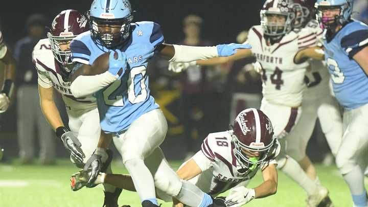 See South Brunswick football host Seaforth in NCHSAA playoffs