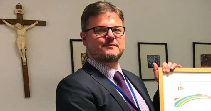 School head faces jail for AI-generated sexual images of teen girls 