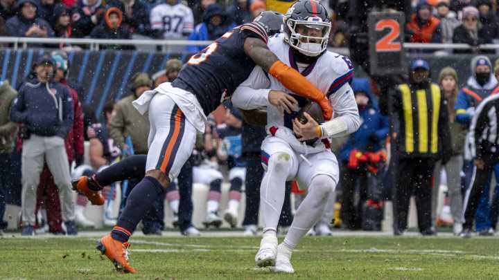 Jaxson Dart in locker room with concussion, Russell Wilson in for Giants