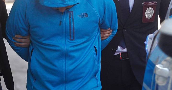 Capturan a sujeto requerido por Interpol: vivía en Santiago hace un año y era buscado por un homicidio en Lima