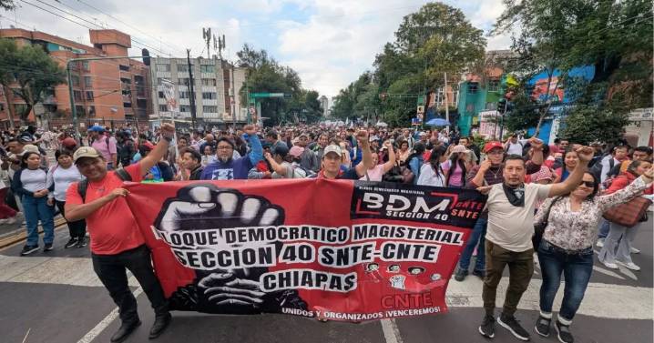 ¡Maestros del CNTE llegan al Zócalo CDMX! Comienzan las marchas en la capital; últimas noticias EN VIVO