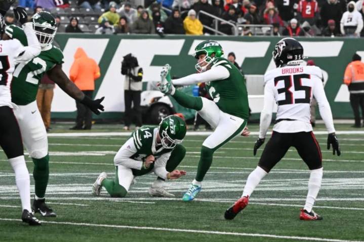 Jets edge out Falcons on game-winning field goal in Week 13