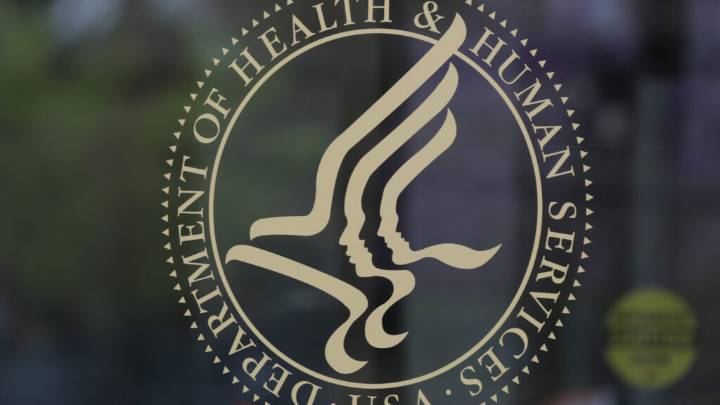 HHS re-releases gender dysphoria report with names, peer review