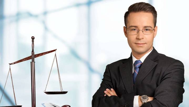 Experts Say AI Could Replace The Jobs Of Not Only Humans, But Also Lawyers