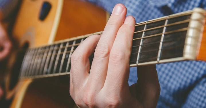 Enfrentan músicos de Tecomán crisis laboral; piden apoyo y regulación