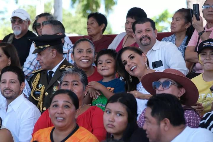 Chetumal conmemora con gran participación el 115 aniversario de la Revolución Mexicana