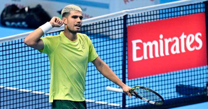 Alcaraz brilla y doblega al mejor Fritz