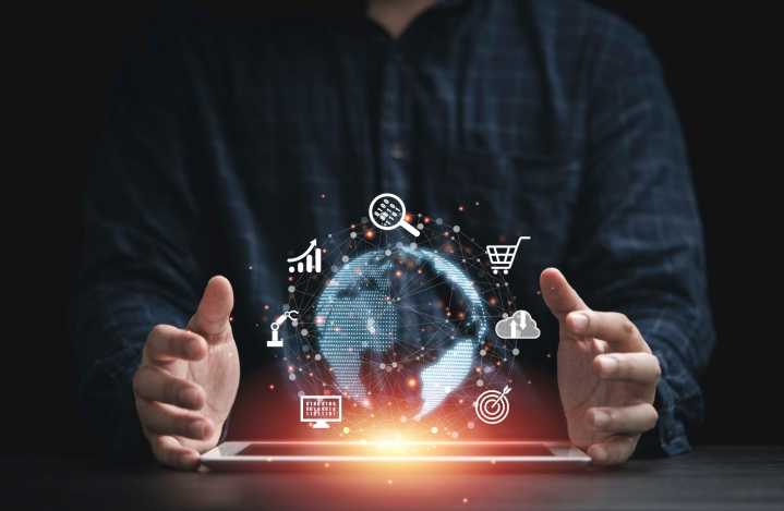 Meta shares tips for safe holiday online shopping