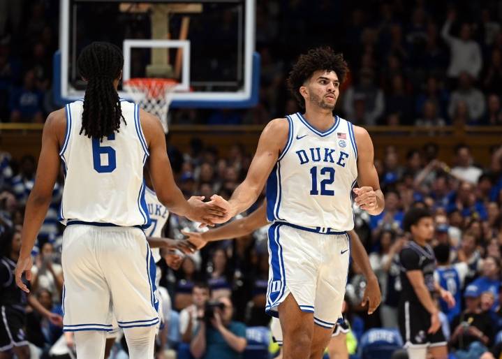 Deadspin | No. 5 Duke buries 17 of 31 treys, dominates Niagara in weekend opener