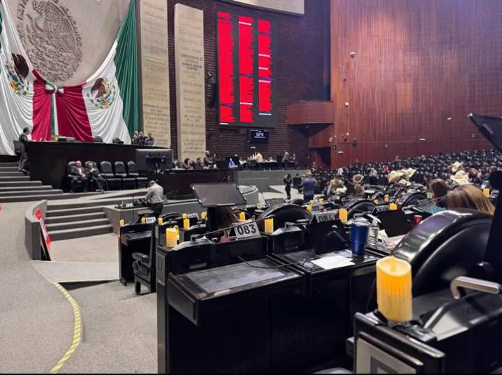 Posponen “hasta nuevo aviso” reforma para adelantar revocación de mandato en 2027