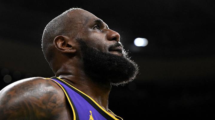 Lakers’ LeBron James takes massive step toward return from injury