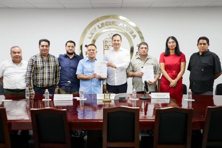 Iniciativa de Javier May para fortalecer seguridad y paz