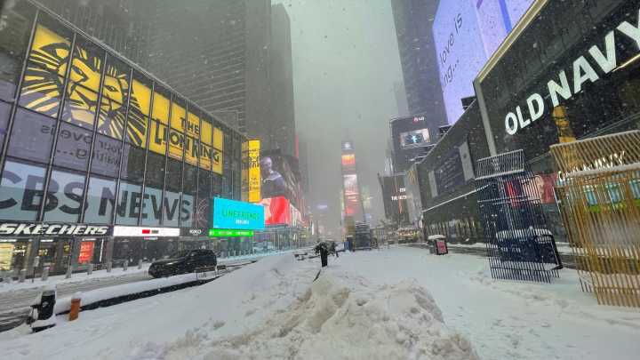 U.S. Thanksgiving Travel Faces Potential Disaster Over Two Storm Systems Emerging