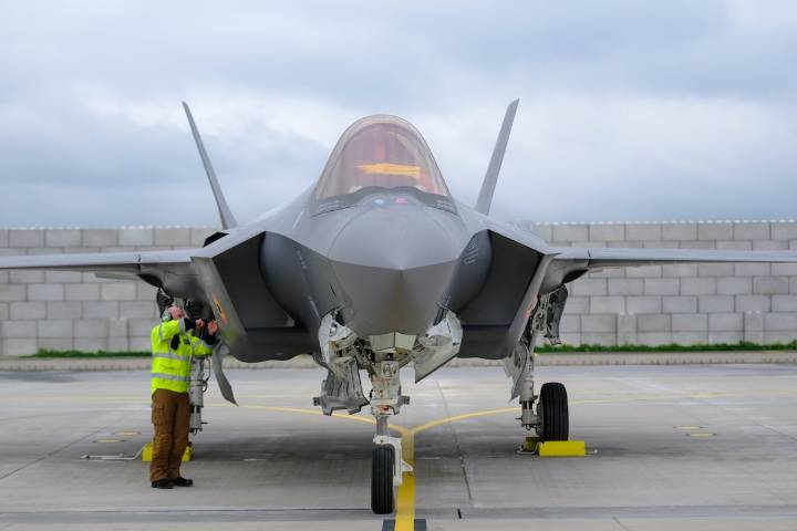 Bélgica investiga varios vuelos de drones sospechosos sobre bases militares