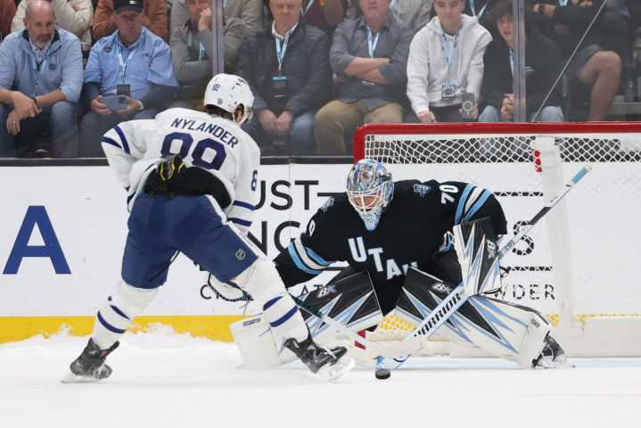 NHL Predictions: Nov 5 Utah Mammoth vs Toronto Maple Leafs