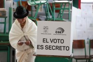 Comienza referéndum en Ecuador sobre Asamblea Constituyente y bases militares extranjeras