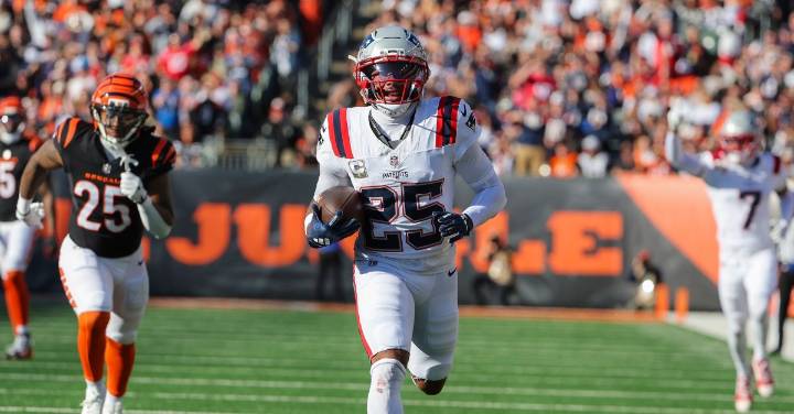 NFL playoff picture: Patriots keep putting pressure on AFC contenders