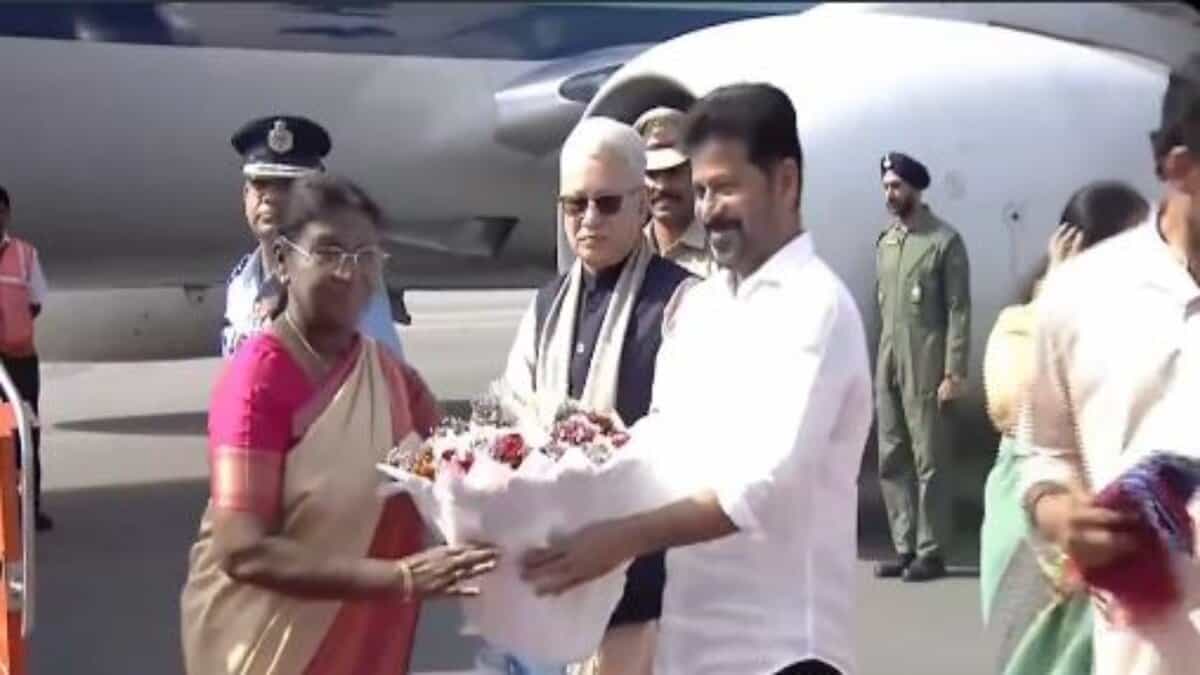President Droupadi Murmu arrives in Hyderabad on 2 day visit