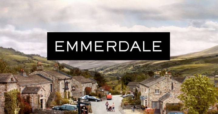 Emmerdale actor drops clue he's left soap after 'unemployed' remark