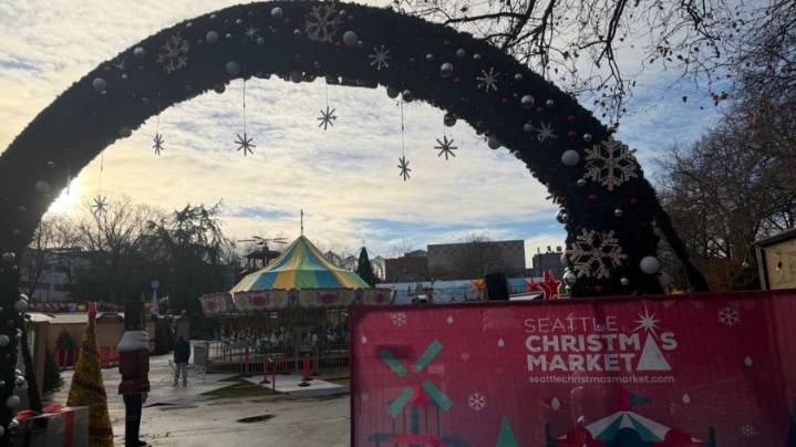 The holiday fun starts this weekend in Seattle!