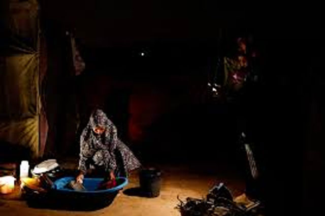 Gaza families endure life in darkness as power crisis persists despite ceasefire