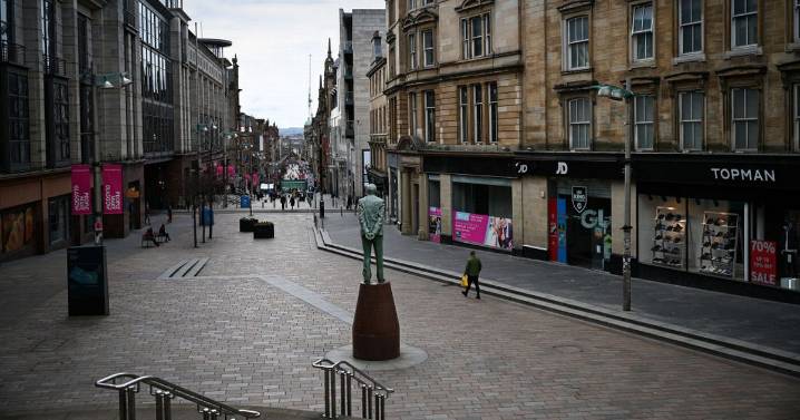 'Hazardous liquid' thrown over woman in Glasgow city centre as female suspect arrested