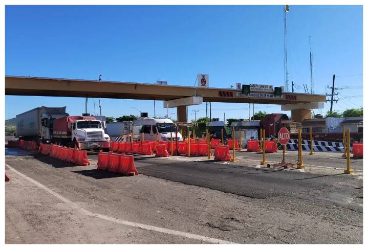 Productores de Sinaloa retomarán bloqueos de casetas este martes; anuncian toma de aduanas para el miércoles
