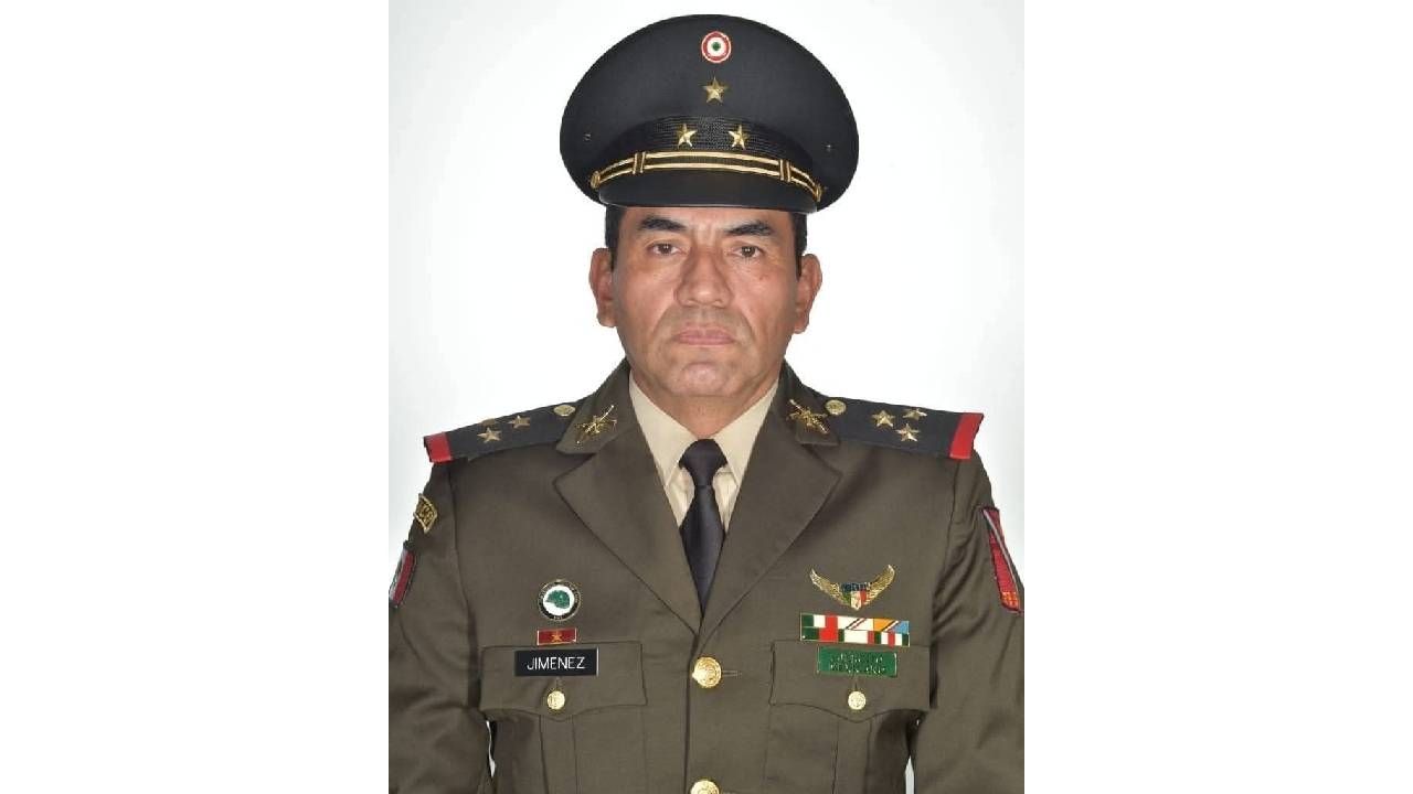 Búsqueda de exjefe de escoltas de Carlos Manzo se extiende a todo el país