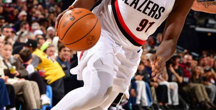 It’s time for Basketball: Spurs at Portland Trail Blazers