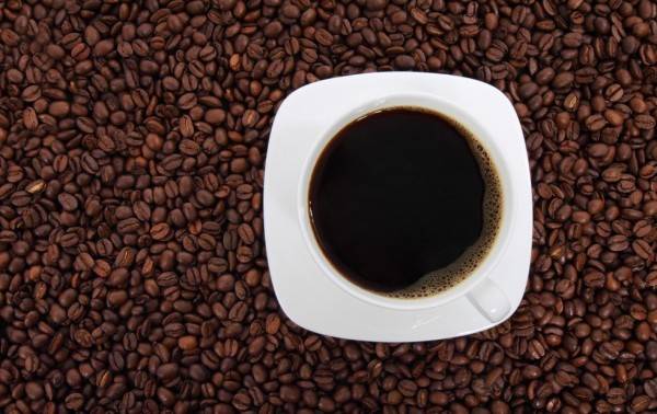 Evalúa EU recortar aranceles a productos como café y bananas