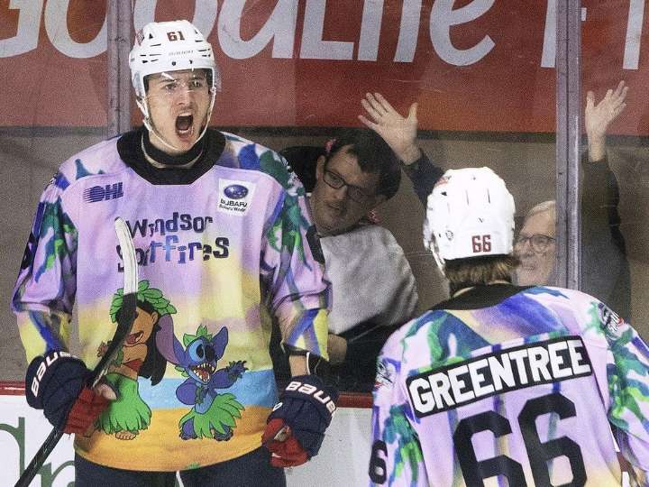 Division race suddenly a little tighter for the Windsor Spitfires. 