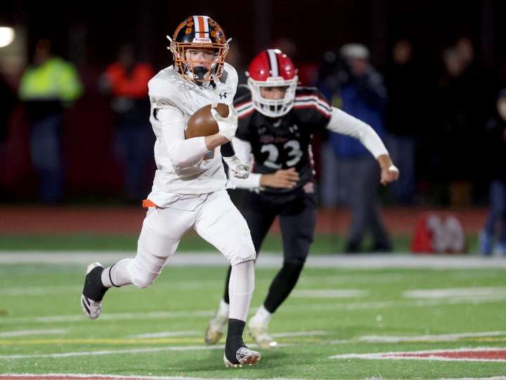 Mexico football flips the script to top Jamesville