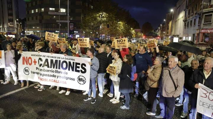 Barbón promete que "habrá avances pronto" con la alternativa al vial de Jove