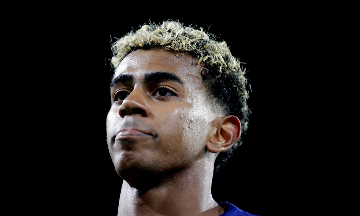 Lamine Yamal in race to face Chelsea FC after Barcelona make 'surprise' injury decision