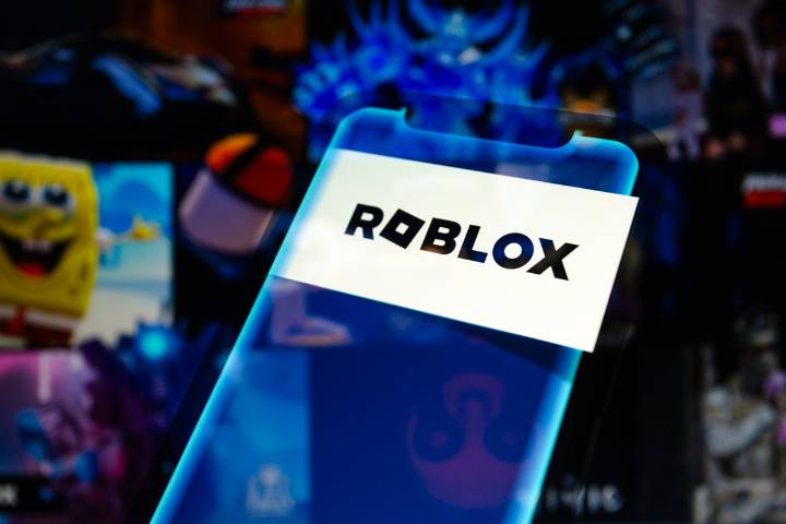 Roblox introduces strict age verification for gamers following safety criticism