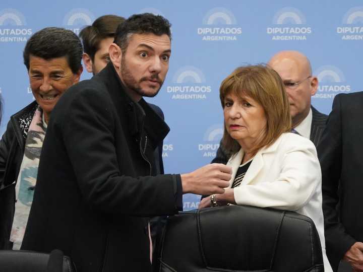 "Desconectado de la realidad": furiosa catarata de tuits contra Mauricio Macri de uno de los diputados que rompieron con el PRO