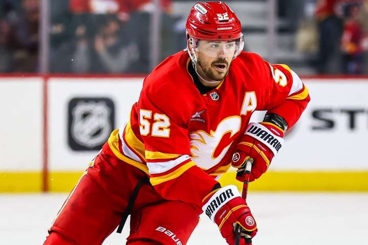 MacKenzie Weegar blasts Calgary Flames' effort in ugly loss
