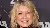 Martha Stewart Swears By This Knife Trick To Banish Any Garlic Smells From Her Hands