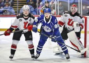 Syracuse Crunch dominate Utica Comets, 6