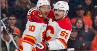 Jonathan Huberdeau scores twice to lift Flames over Flyers 2