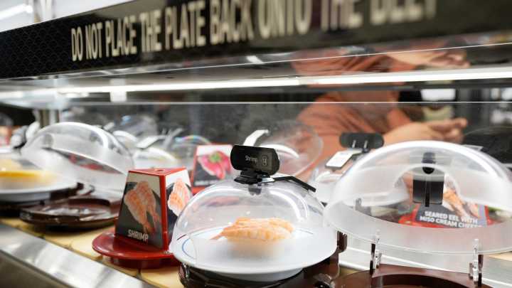 Kura Revolving Sushi Bar opens at Jordan Creek Town Center in 2026