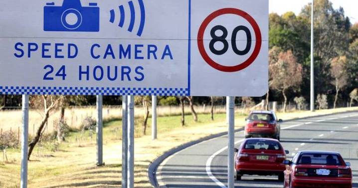 Secret speed cameras urged for road crash black spots