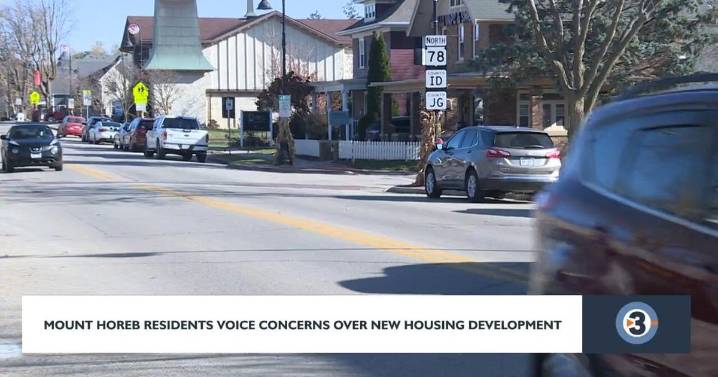 Mount Horeb residents oppose downtown housing development