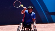 "Lo pasé mal cuando me doy cuenta que no me iban a crecer las piernas": El relato de campeón mundial de tenis en silla de ruedas y su férrea defensa a la Teletón