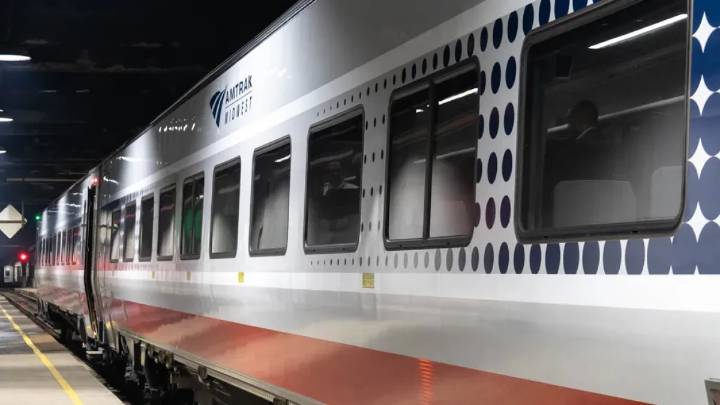 From new train lines to parking regulations: What else is in Illinois’ transit bill