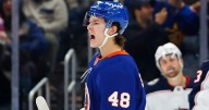 Schaefer stars as the Islanders score 2 late goals to edge Blue Jackets 3